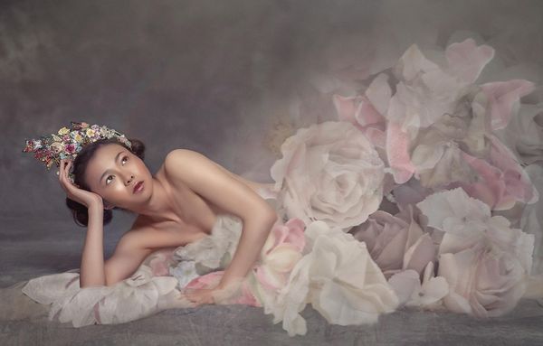 Nadchodzi sezon na midi! Jakie fasony królują w tym roku?